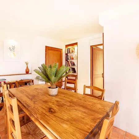 Villa La *