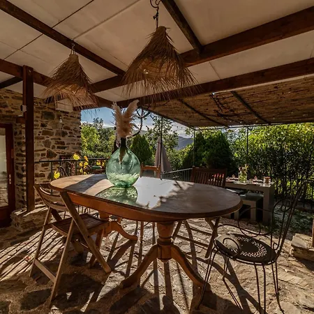 La Villa *